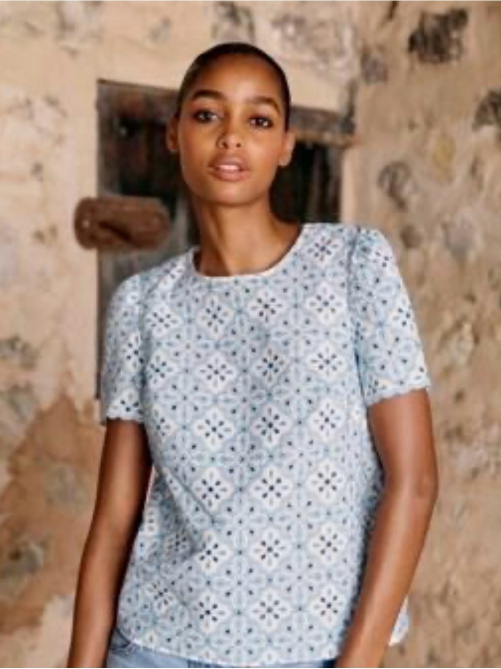 Sezane Women’s Blue Eyelet albina Short Sleeve blouse